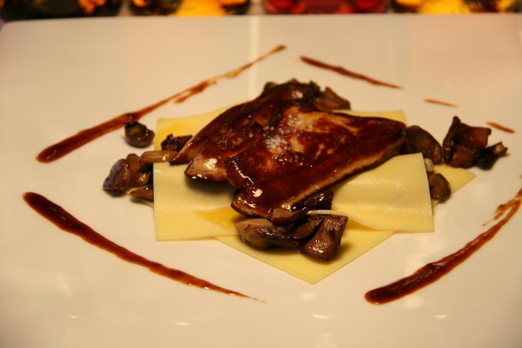 Logis Au Canard Gourmand Samatan 외부 사진